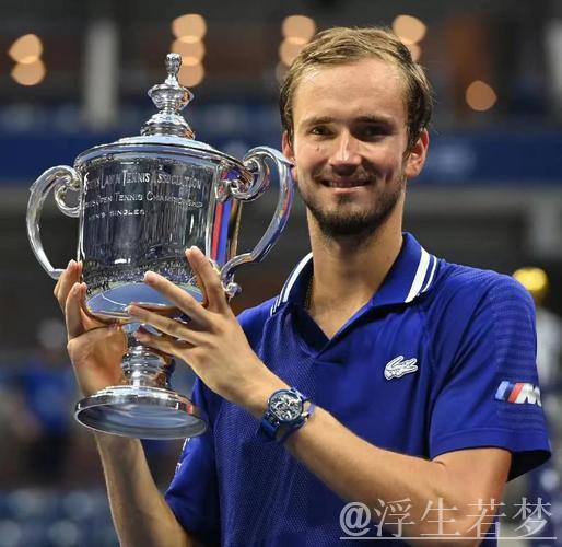 鲁德红土场告捷 首次战胜梅德韦杰夫